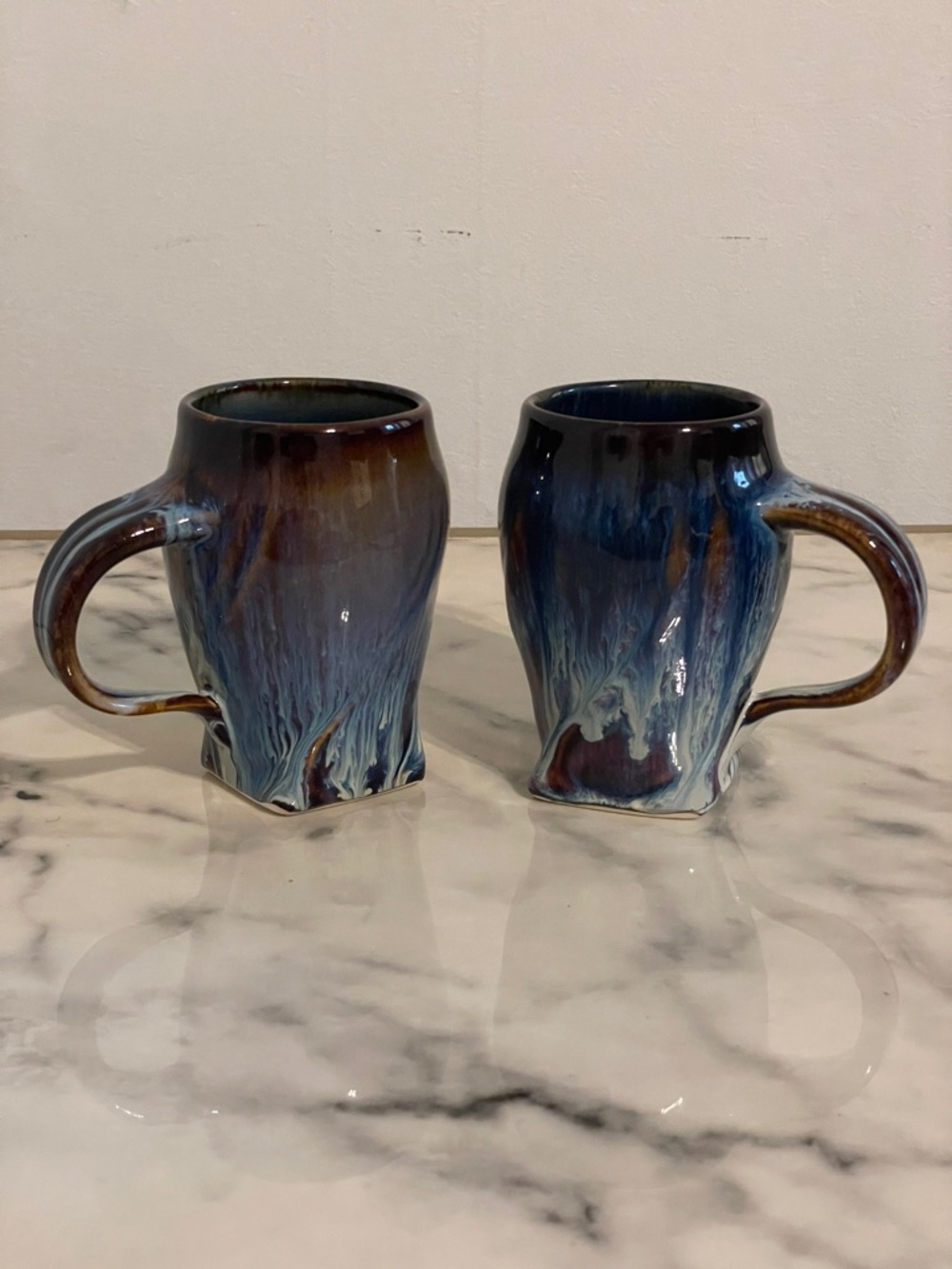 Bill Campbell Studio Art Pottery Drip Glaze 12oz Coffee Mugs Pair Artist Signed
